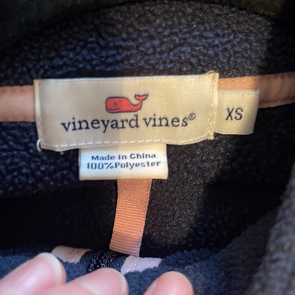 Vineyard Vines Dark Blue Sleeveless Vest - Picture 5 of 5